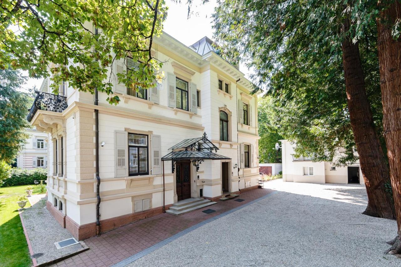 Villa Luttwitz Baden-Baden Exterior photo